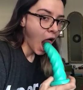 Glizzy Gladiator Playing Didlo