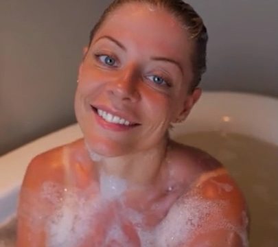 Missmiafit Naked Shower In Bathub
