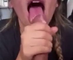 Astr0girll Cumshot In Mouth