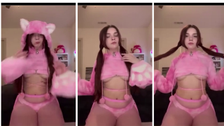 Summerxiris Playing Tits and Thicc Booty Video